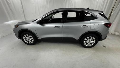 Iconic Silver Metallic 2024 Ford Escape Active