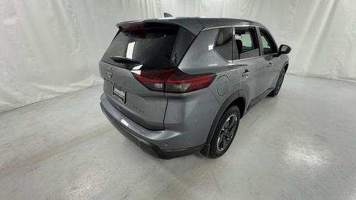 Gun Metallic 2024 Nissan Rogue SV