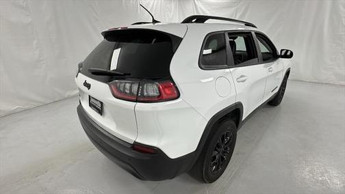 2023 Jeep Cherokee Altitude