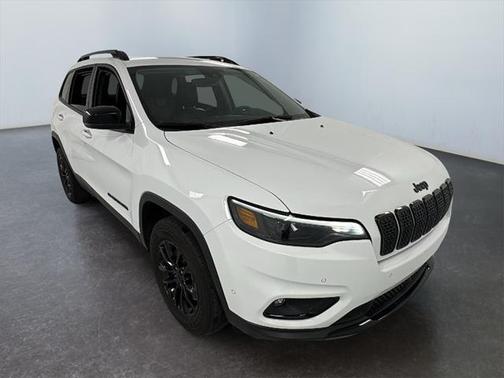 2023 Jeep Cherokee Altitude
