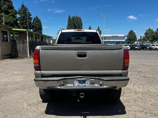 Doeskin Tan 2001 Chevrolet Silverado 2500 LS H/D Crew Cab