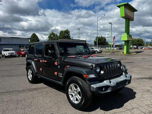 Granite Crystal Metallic Clearcoat 2019 Jeep Wrangler Unlimited Sport