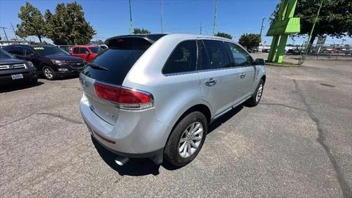 2013 Lincoln MKX Base