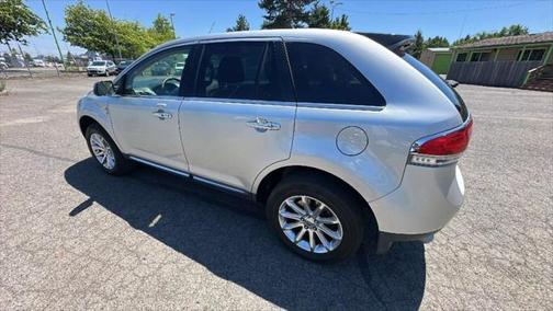 2013 Lincoln MKX Base