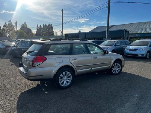 Tan 2008 Subaru Outback Base