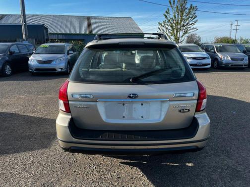 Tan 2008 Subaru Outback Base