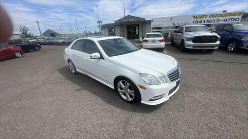 2013 Mercedes-Benz E-Class 4MATIC