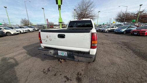 2002 Chevrolet Silverado 2500 LS H/D Crew Cab
