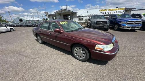 2004 Lincoln Town Car Ultimate
