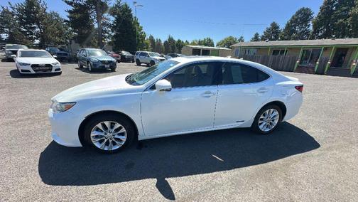 2014 Lexus ES 300h Base