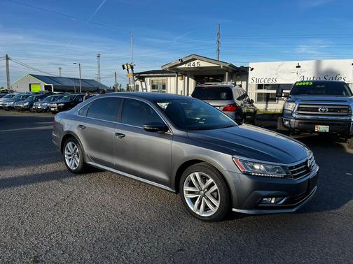 2016 Volkswagen Passat 1.8T SEL
