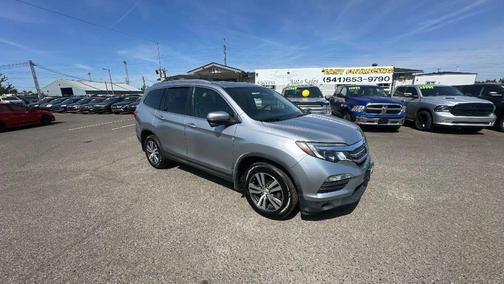Lunar Silver Metallic 2017 Honda Pilot EX-L