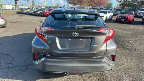 2018 Toyota C-HR XLE Sport Utility 4D