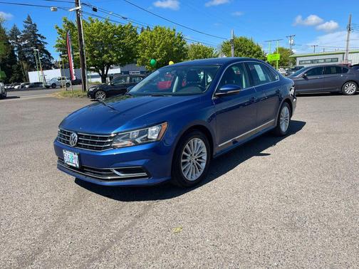 Reef Blue Metallic 2016 Volkswagen Passat 1.8T SE