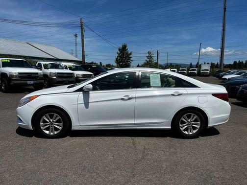 Shimmering White Mica 2013 Hyundai SONATA GLS