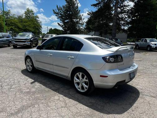 Sunlight Silver Metallic 2009 Mazda Mazda3 i Touring Value