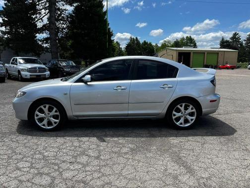 Sunlight Silver Metallic 2009 Mazda Mazda3 i Touring Value