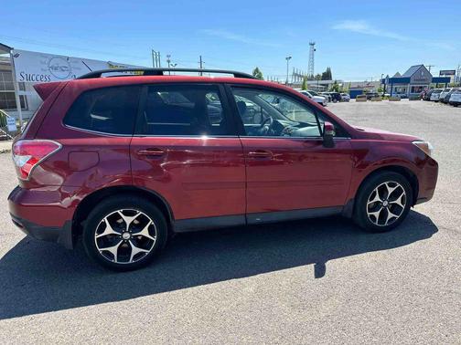 2014 Subaru Forester 2.0XT Touring