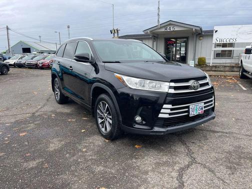 2017 Toyota Highlander XLE