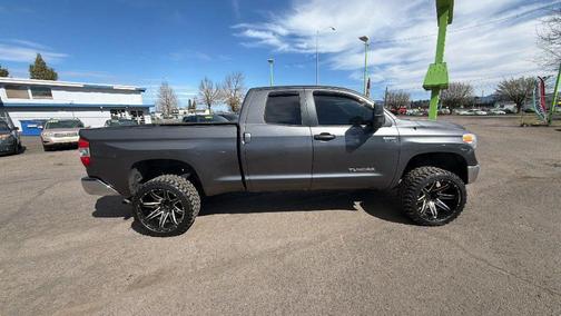 2014 Toyota Tundra SR5