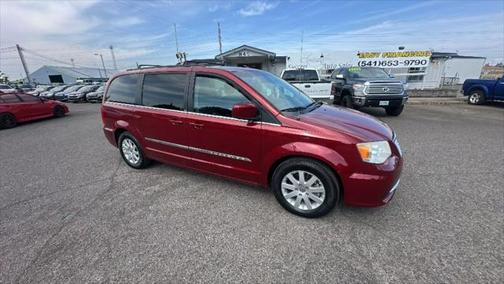 2014 Chrysler Town & Country Touring