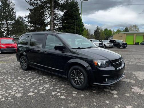 Black Onyx Crystal Pearlcoat 2019 Dodge Grand Caravan GT