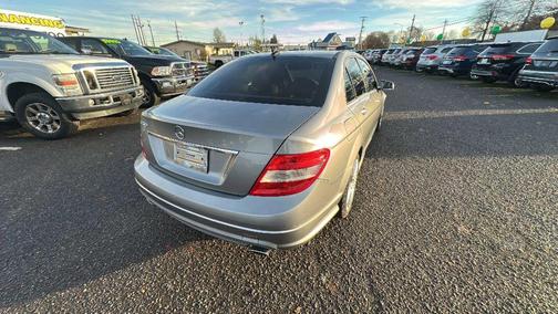 2011 Mercedes-Benz C-Class Luxury