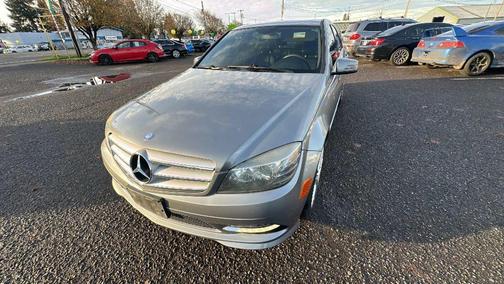 2011 Mercedes-Benz C-Class Luxury