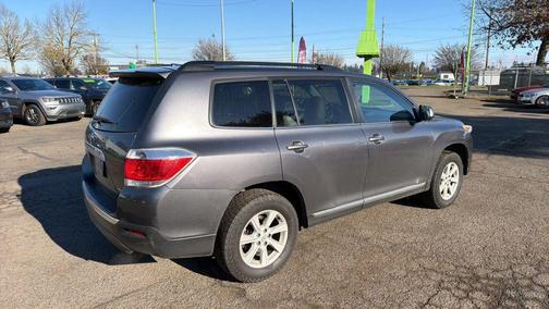 2012 Toyota Highlander SE