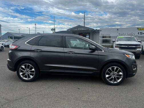 Grey 2015 Ford Edge Titanium