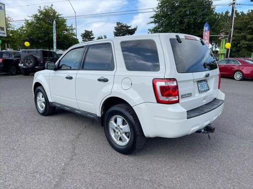 2010 Ford Escape XLS