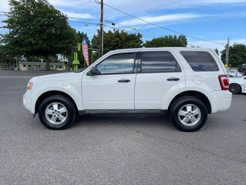 2010 Ford Escape XLS