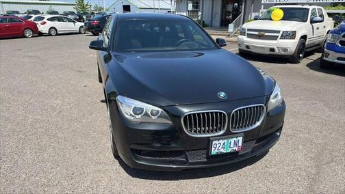 2015 BMW 740 740i Sedan 4D