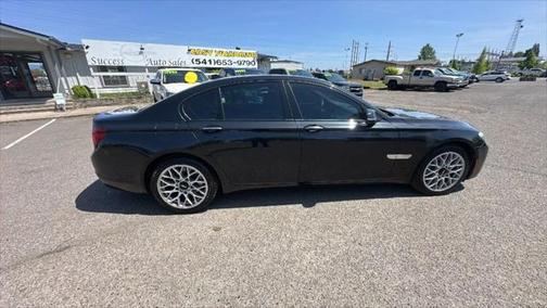 2015 BMW 740 740i Sedan 4D
