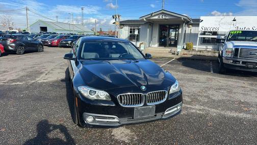 2016 BMW 528 528i Sedan 4D