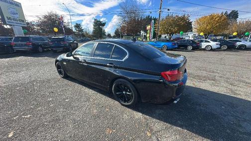 2016 BMW 528 528i Sedan 4D