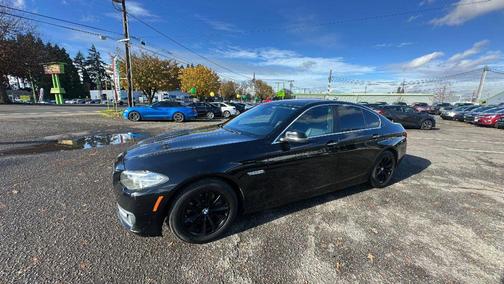 2016 BMW 528 528i Sedan 4D