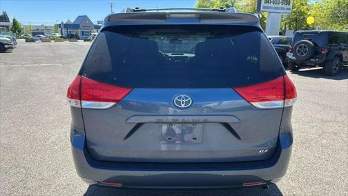 2014 Toyota Sienna XLE