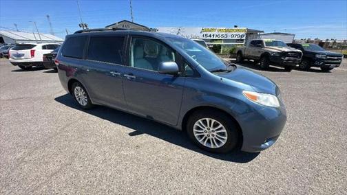 2014 Toyota Sienna XLE