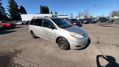2008 Toyota Sienna CE