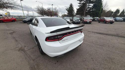 2016 Dodge Charger SXT