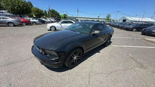 2005 Ford Mustang GT Premium