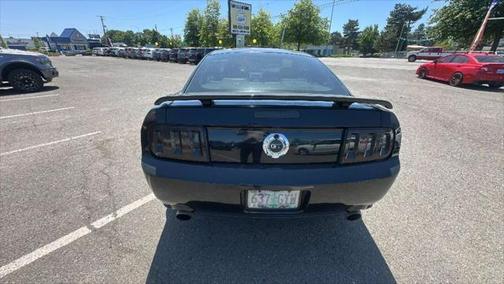 2005 Ford Mustang GT Premium