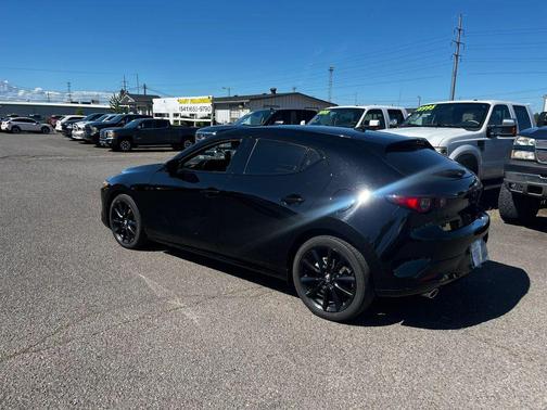 Machine Gray Metallic 2023 Mazda Mazda3 FWD w/Premium Package