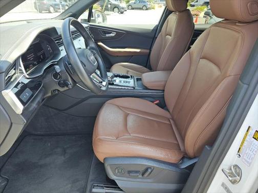 2023 Audi Q7 Premium Plus 45 TFSI quattro Tiptronic