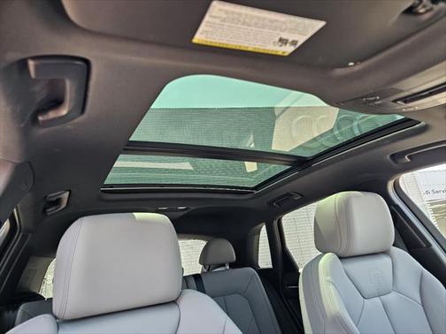 2021 Audi Q3 Premium Plus 45 TFSI S line quattro Tiptronic