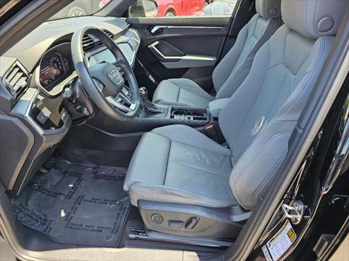 2021 Audi Q3 Premium Plus 45 TFSI S line quattro Tiptronic