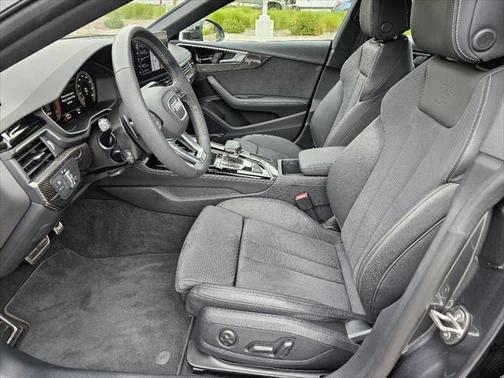 2025 Audi A5 Sportback Premium Plus 45 TFSI S line quattro S tronic