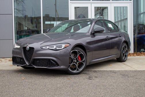 2025 Alfa Romeo Giulia AWD