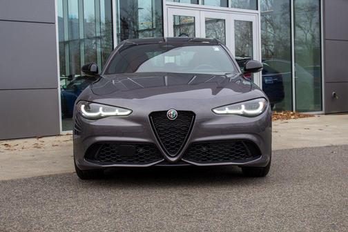 2025 Alfa Romeo Giulia AWD